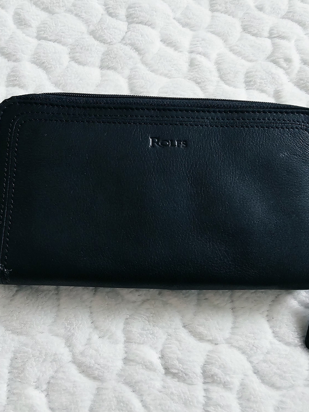 Rolfs Black Leather Zip Wallet